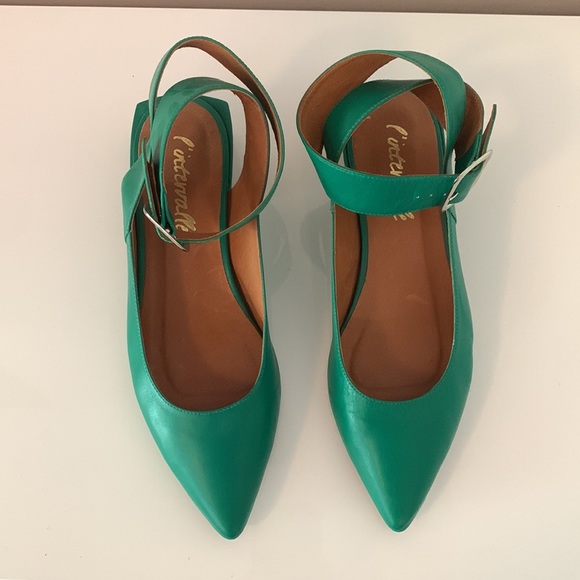 Green pointy flat shoes - Picture 2 of 3